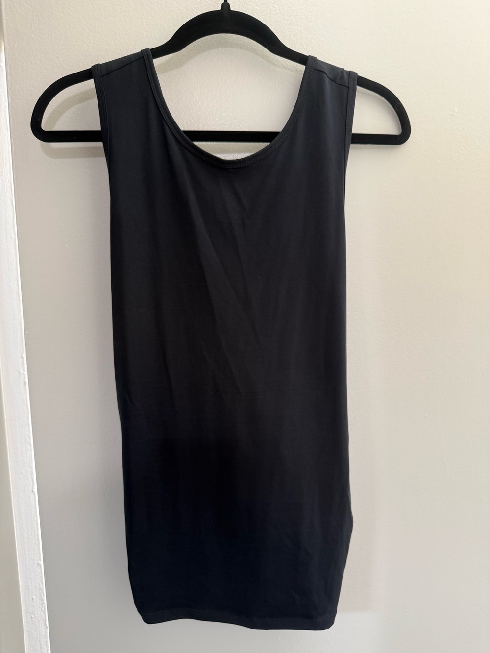 JoyLab Black Scoop Neck Tie Back Tank Top size M